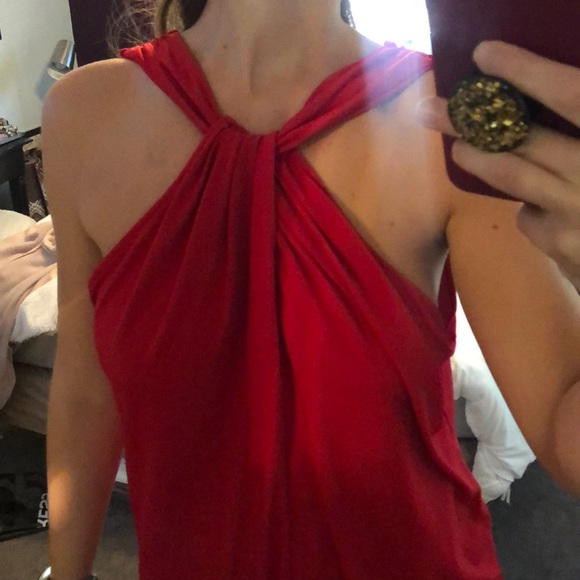 Red shirt - Picture 3 of 4